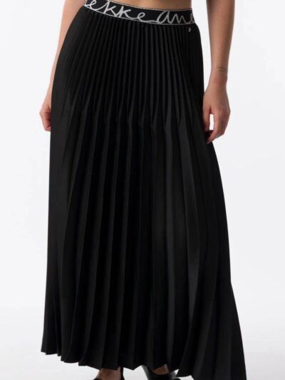 FALDA MIDI PLISADA NEGRA